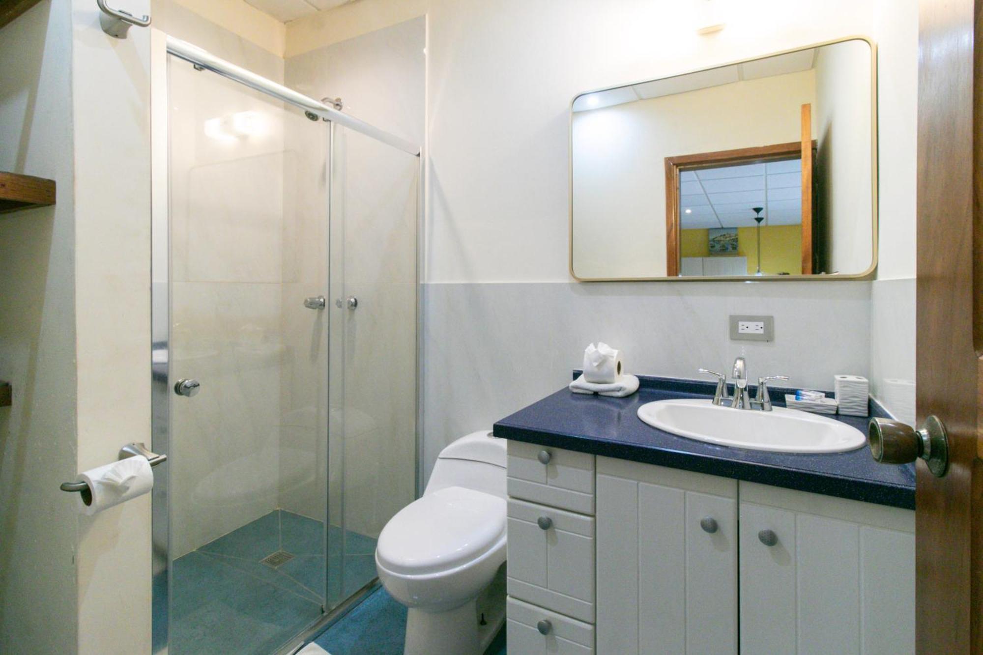 بوكاس تاون Aqua Point Condos Rentals المظهر الخارجي الصورة